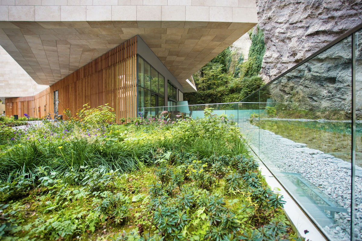 Hotelgarten von Gartengestalter hennerbichler naturdesign aus Oberösterreich