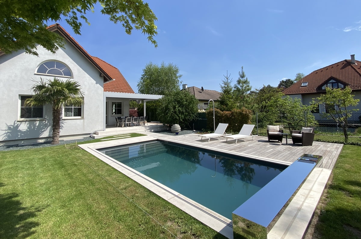 Coverseal-Abdeckung in Spiegel-Optik